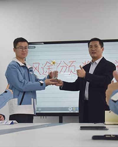 全自動(dòng)氣象站設(shè)備企業(yè)銷冠頒獎(jiǎng)